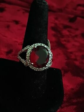 Large 18ct Rhodolite And Cz Cocktail Ring Size 10💝🫢